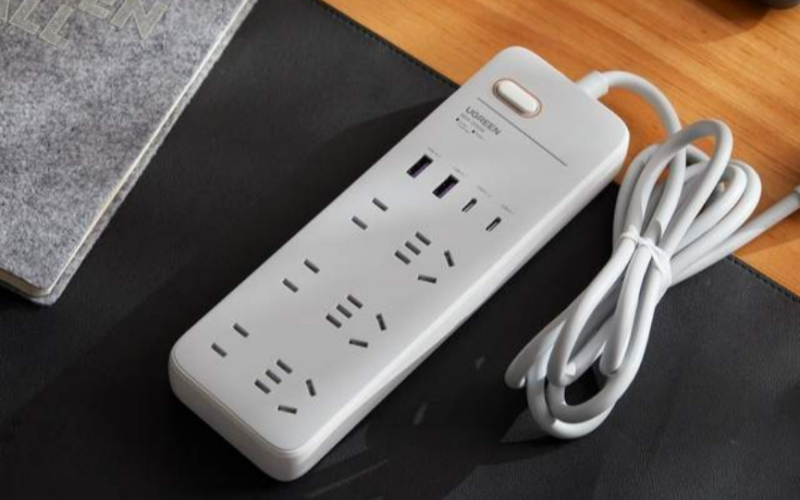 An Office Essential: Recommended High-quality Socket Strips